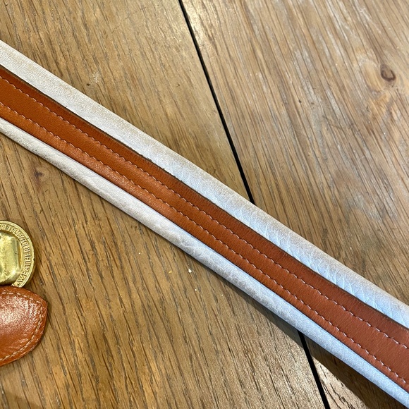 Vintage Dooney Bourke All Weather Leather Handbag! - Picture 10 of 16